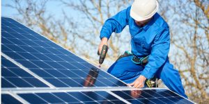 Installation Maintenance Panneaux Solaires Photovoltaïques à Pezens